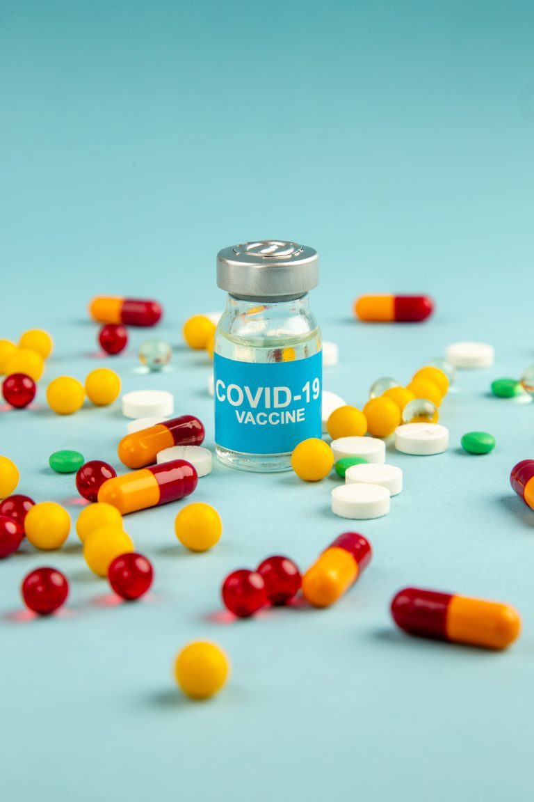 Pillola anti Covid in farmacia prescritta dal medico di base